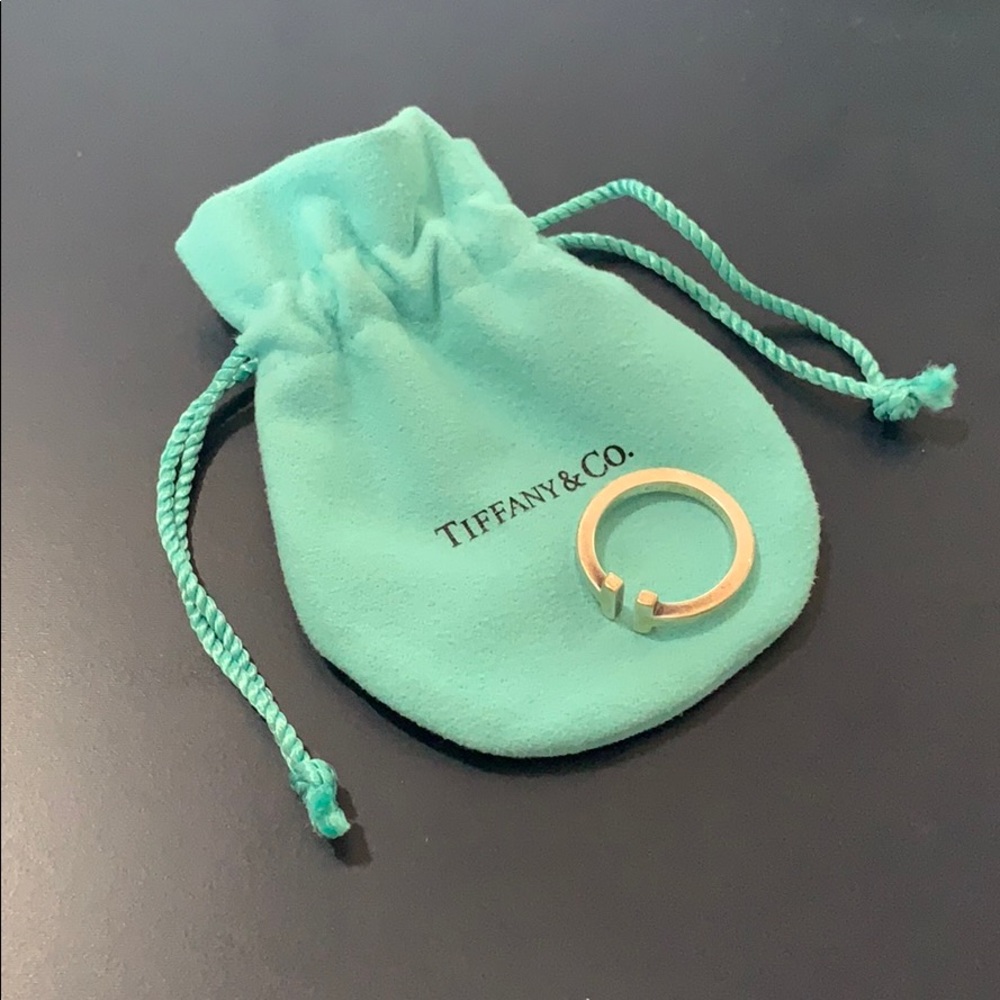 Tiffany & Co. Sterling Silver T Ring with Signature Pouch